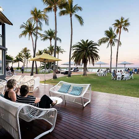 Mangrove Hotel Broome Exteriör bild