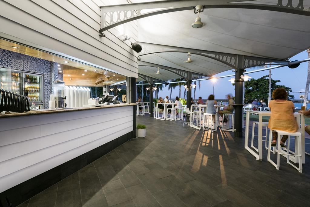 Mangrove Hotel Broome Exteriör bild