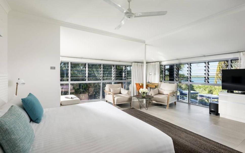 Mangrove Hotel Broome Exteriör bild